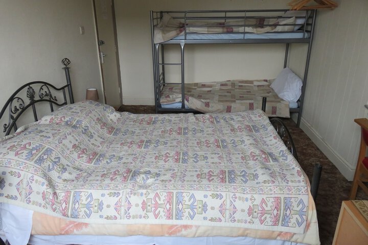 Room 12 of 49