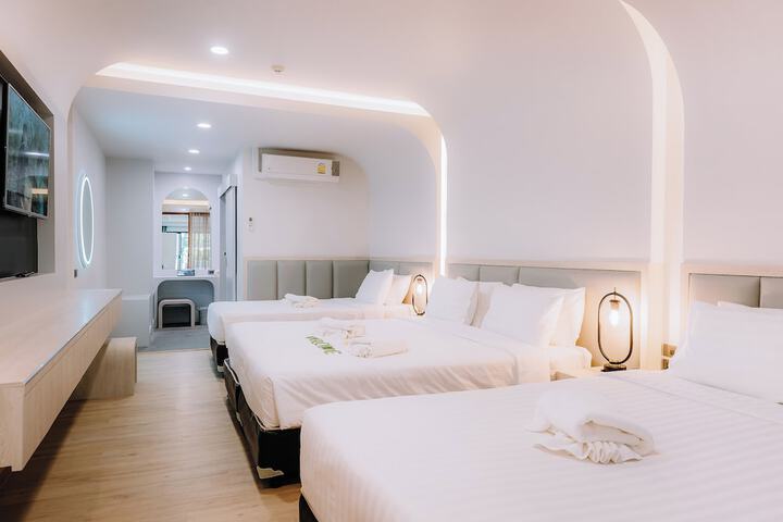 Room 20 of 76