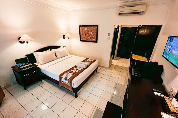 Room 16 of 71