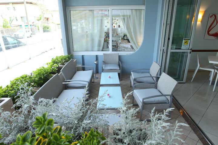 Terrace/Patio 104 of 108