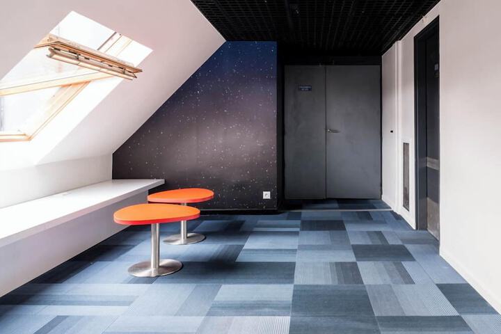 Guest Lobby