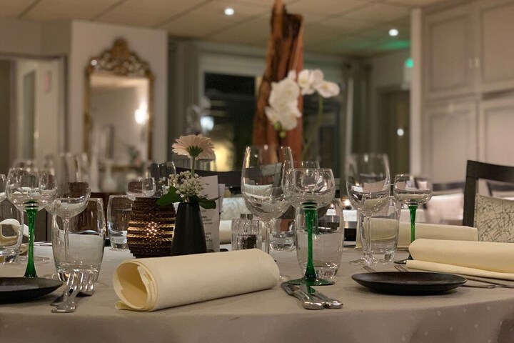 Dining 22 of 40