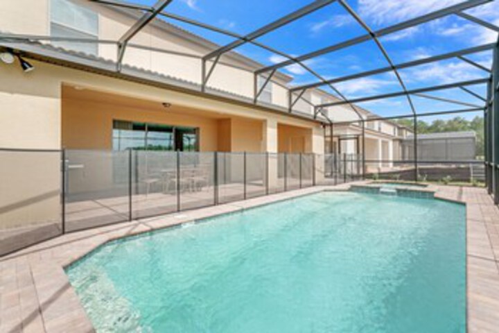 Pool 42 of 70