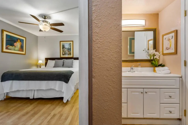 Room 4 of 26