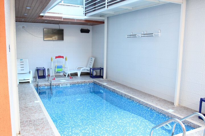 Pool 22 of 55