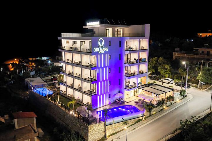 Hotel 92 of 112