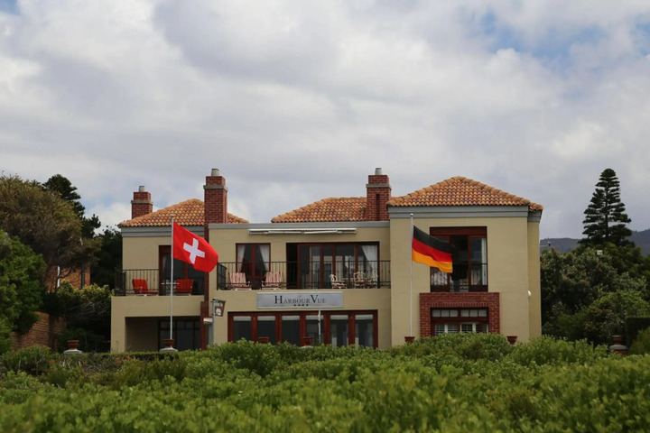 HARBOUR VUE GUESTHOUSE