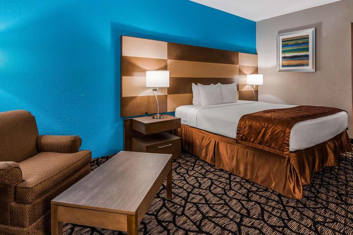 Standard | King Bed (15 of 17)