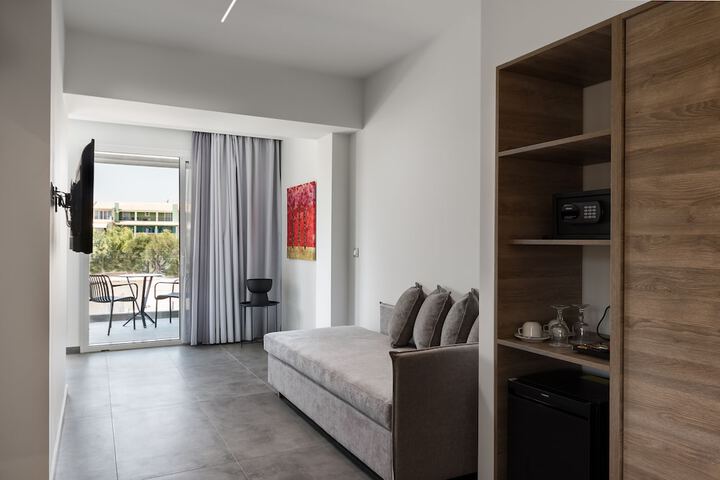 Room 42 of 266