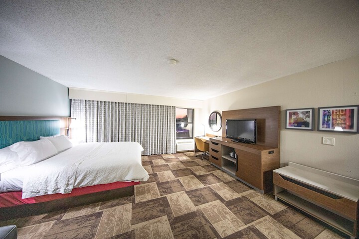 Room 25 of 89