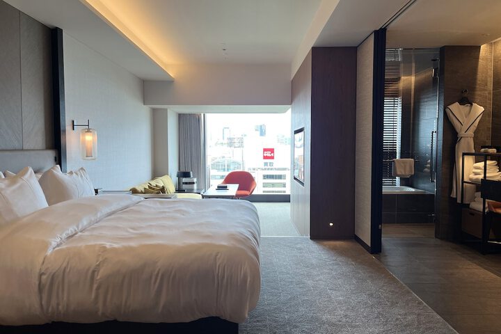 Room 29 of 98