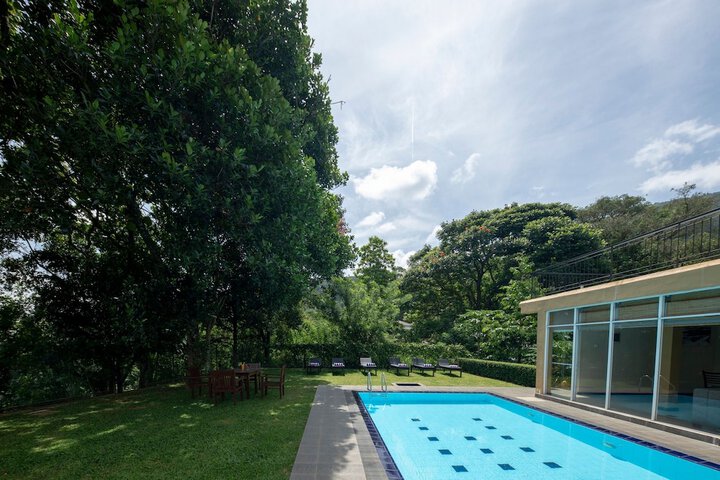 Pool 27 of 74