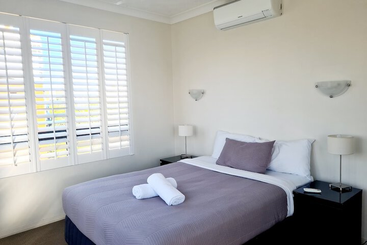 Room 4 of 75