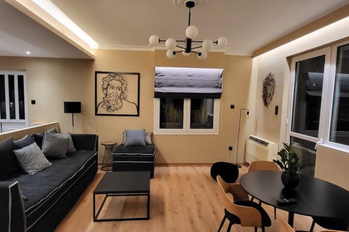 Room 32 of 43