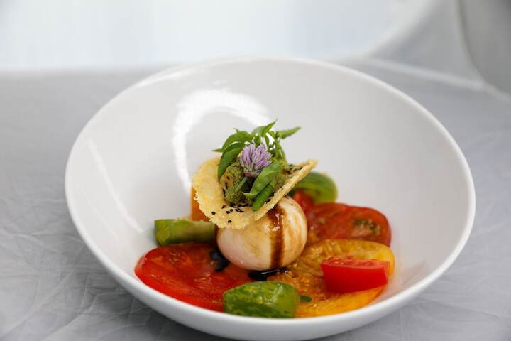 Dining 46 of 60