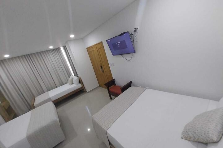 Room 11 of 24