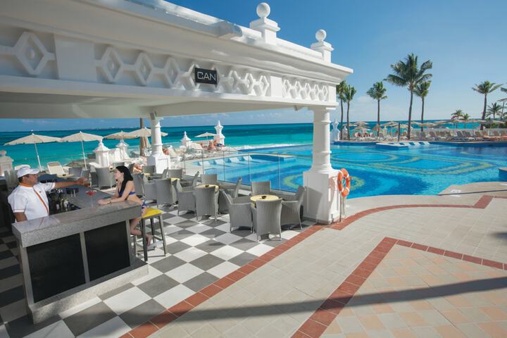 Pool 65 of 85