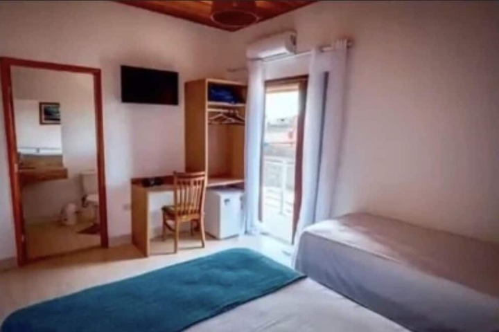 Room 7 of 31