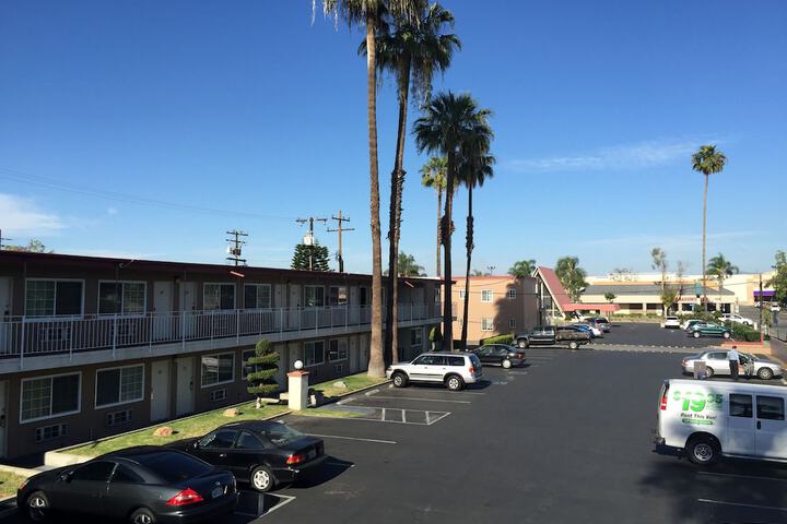 Property Grounds 24 of 26