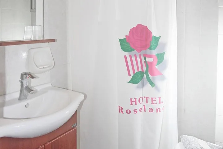 Room 43 of 43