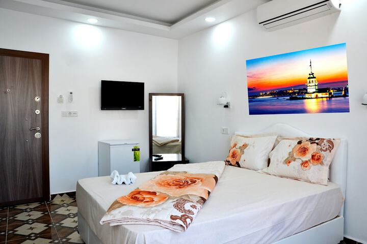 Room 26 of 35