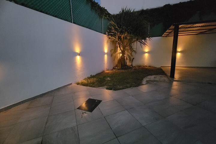 Hotel Exterior 140 of 140