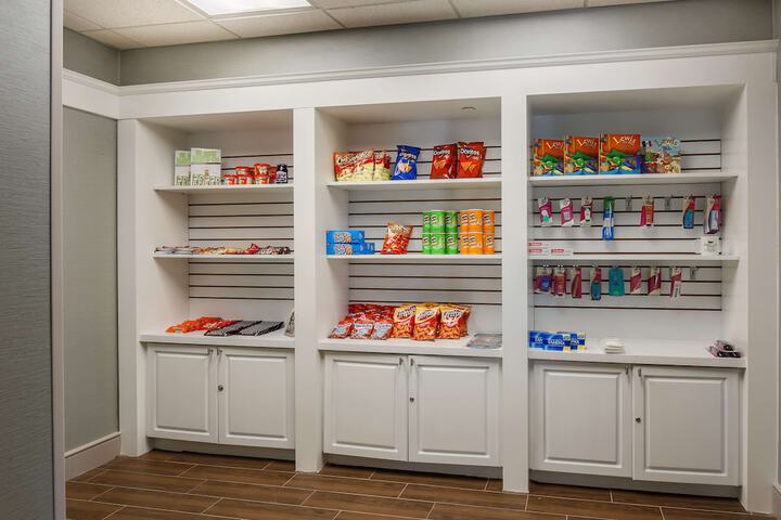 Snack bar
