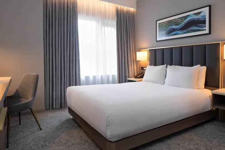Room 40 of 157