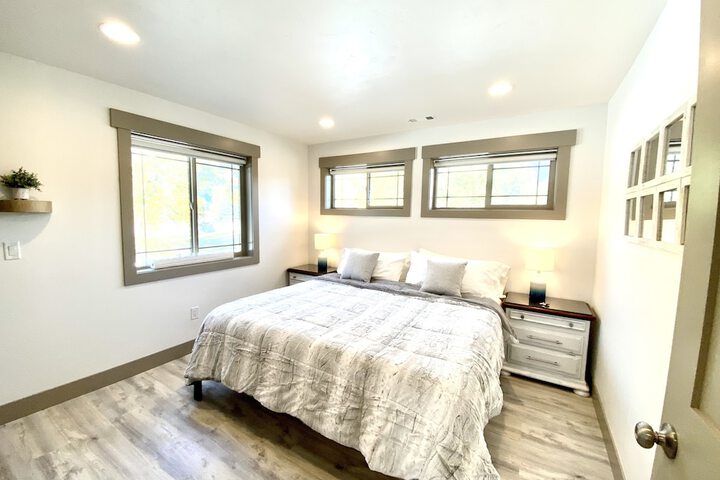 Room 7 of 426