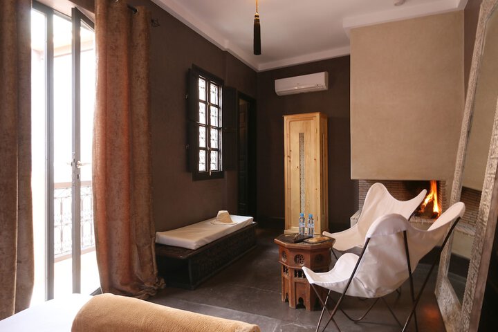 Room 19 of 62
