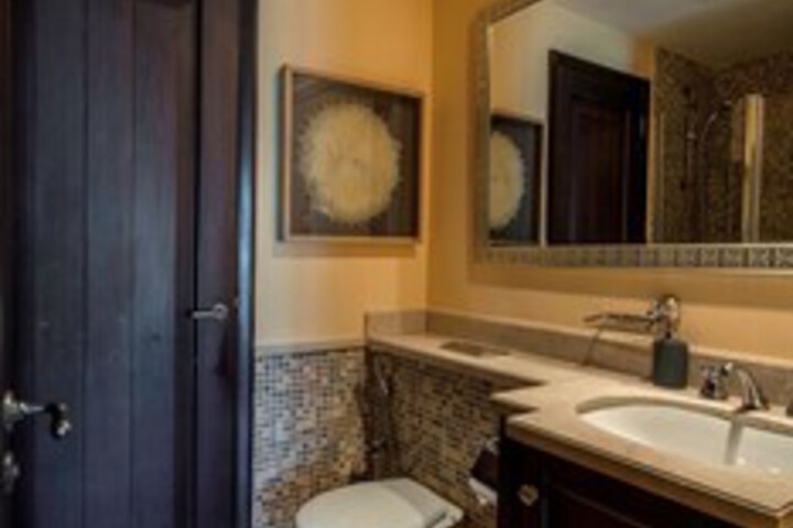 Room 5 of 21