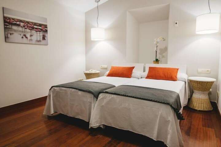 Room 33 of 75