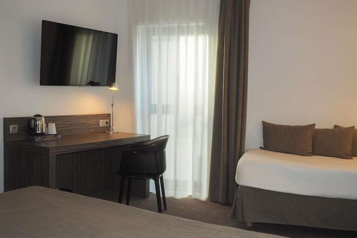 Room 49 of 101