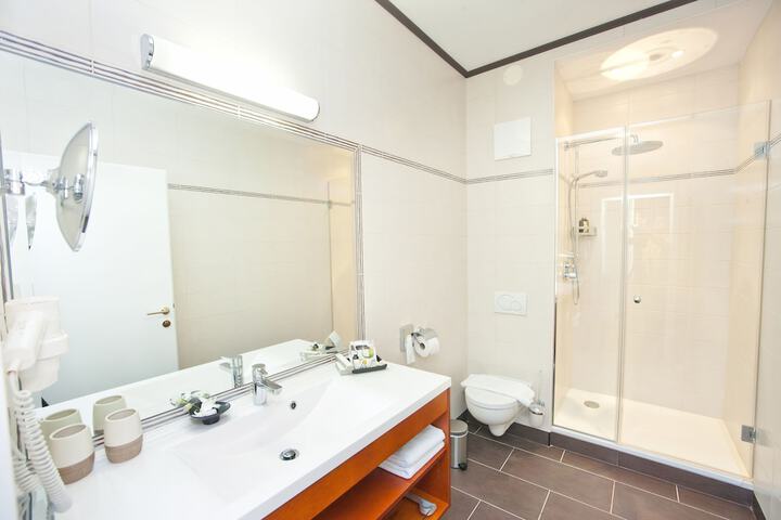 Room 29 of 59