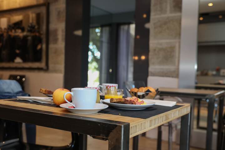 Breakfast/Coffee Service 61 of 86