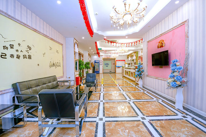 Hotel Interior 20 of 51