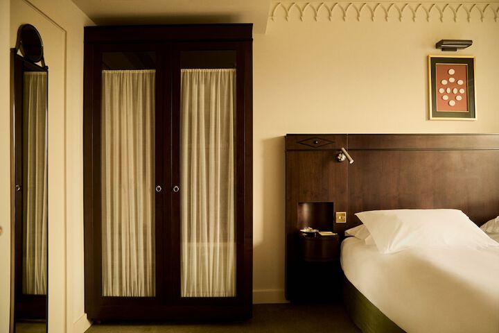 Room 20 of 36