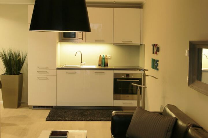 Room 80 of 117