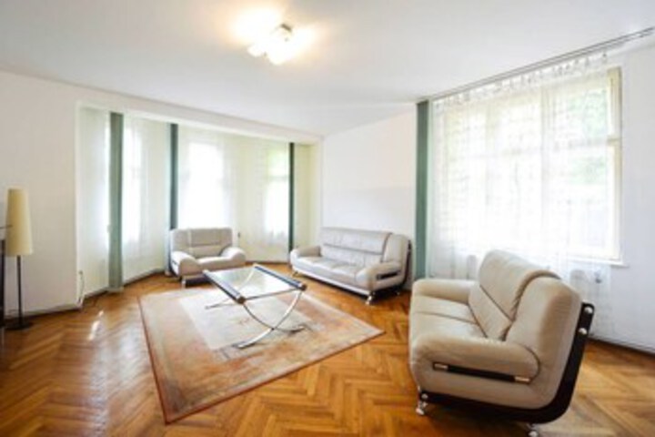Room 14 of 17