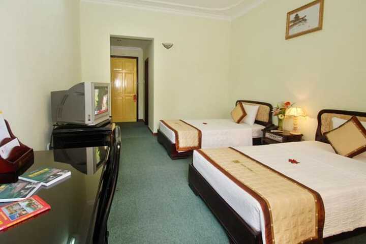 Room 18 of 31