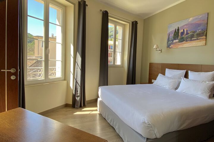 Room 12 of 81