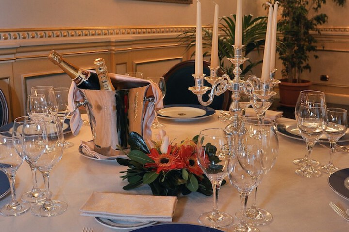 Dining 45 of 60