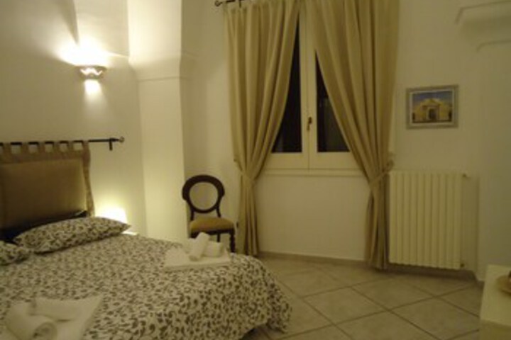 Room 44 of 47