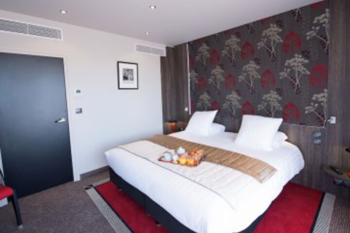 Room 40 of 86