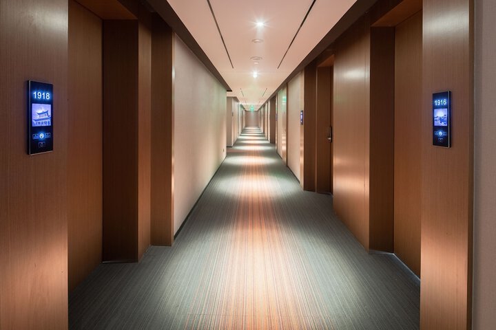 Ballroom/Hall 35 of 42