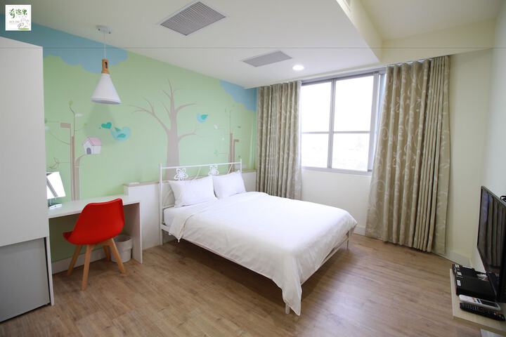 Room 10 of 46