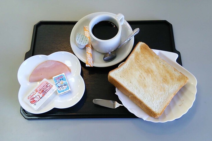 Breakfast/Coffee Service 4 of 7