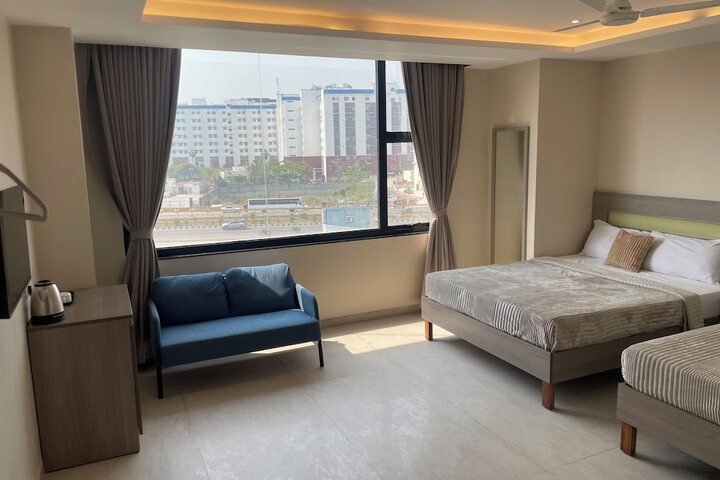 Room 21 of 37
