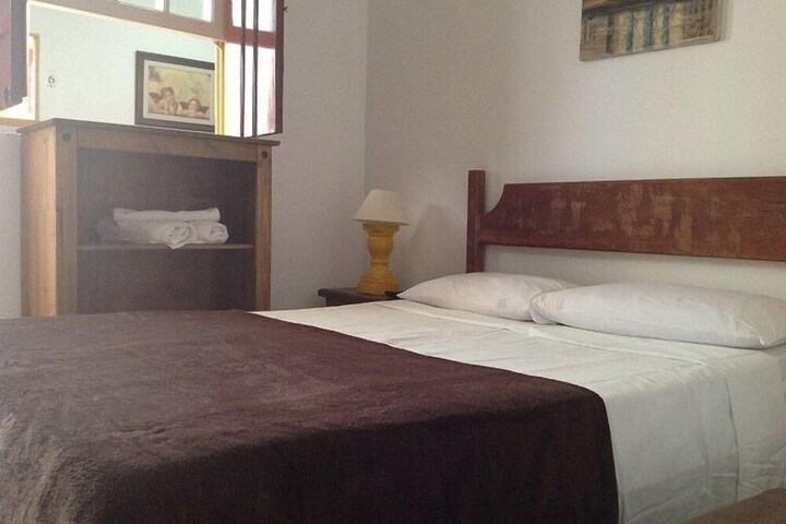 Room 16 of 32
