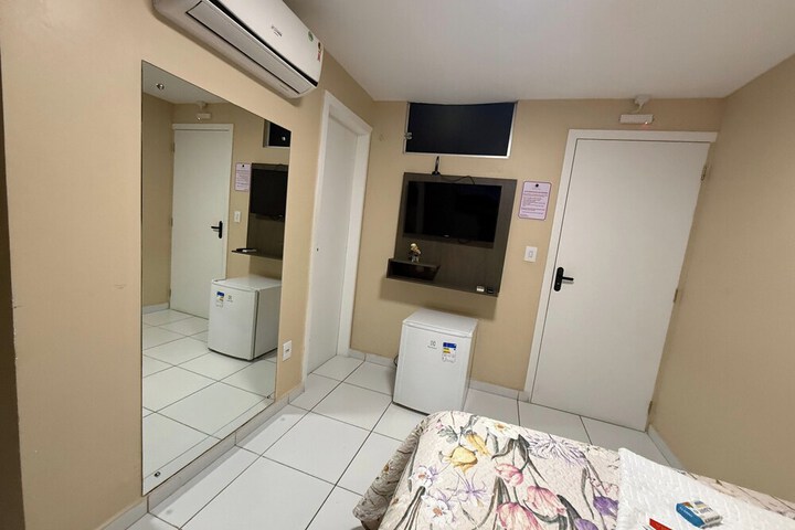 Room 30 of 76